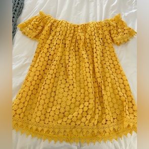 Yellow Tularosa dress off the shoulder size small